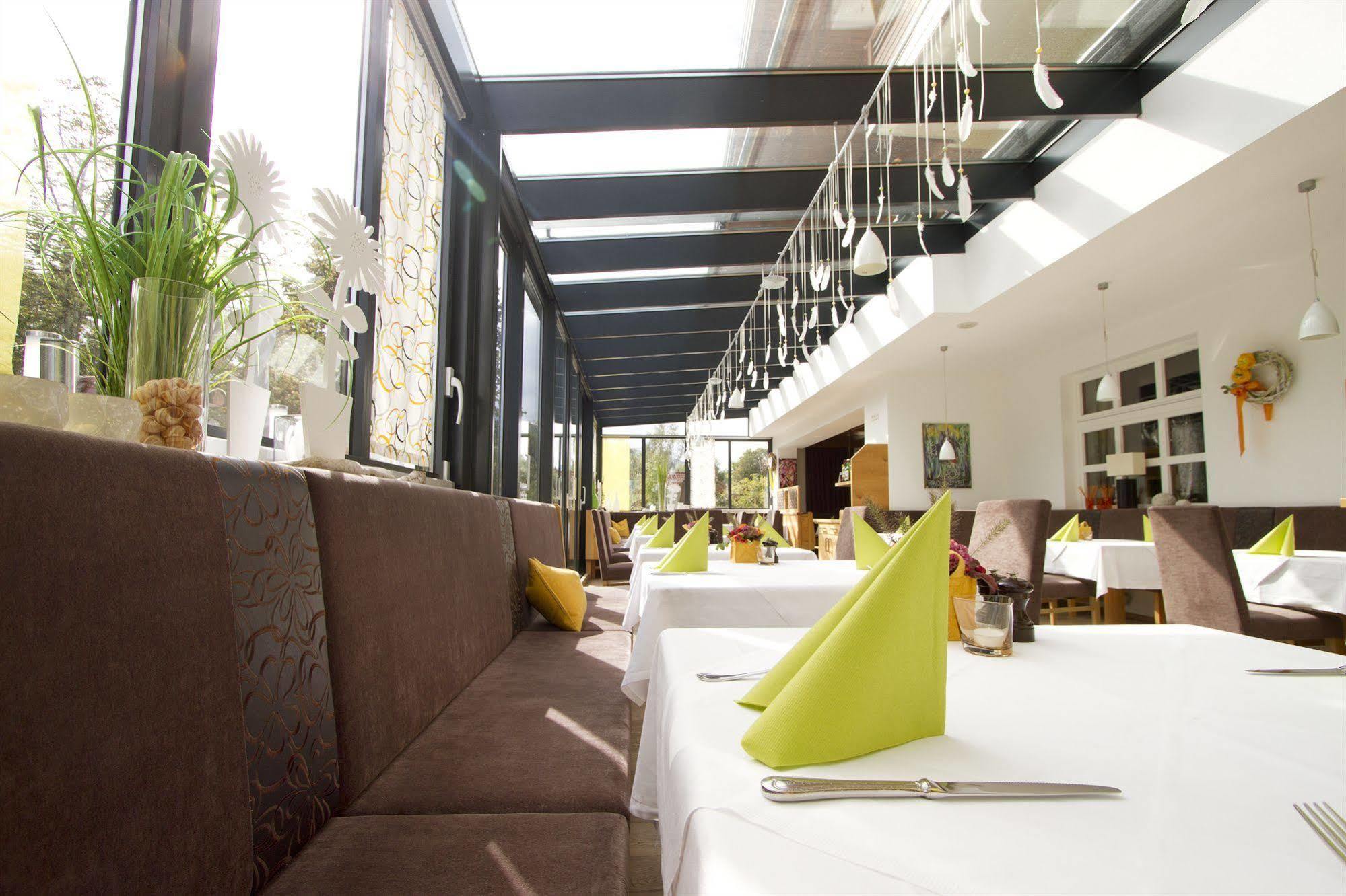 Zirngast Hotel 3*